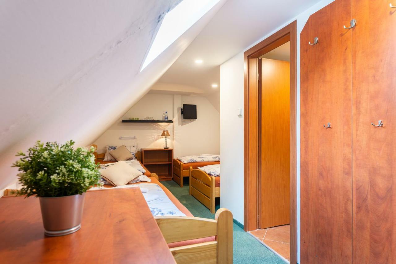Svycarska Bouda Hotell Špindlerŭv Mlýn Eksteriør bilde